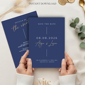 Puede incluir: Invitación de boda azul marino con texto dorado. La invitación dice "Save the Date" con la fecha "08.08.2026" y los nombres "Anya & Jason". La ubicación es "The Glasshouse at Eden Hill, Northlake, Oregon". Las palabras "Instant Download" están en la parte superior.