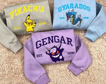 Op maat geborduurd Poke-sweater, gepersonaliseerde sweatshirt met anime-personages, anime cadeau voor haar hem, jaren 90 cartoon ronde hals, pocket beest