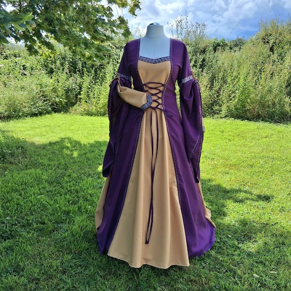 Medieval Fantasy Dress, Made to Order, Renaissance Gown, Purple LARP Dress, Handfasting - Etsy Medieval Fantasy Dress, Made to Order, Renaissance Gown, Purple LARP Dress, Handfasting - Etsy