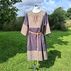 Linen Viking Tunic, Size XL, Embroidered Medieval Tunic, Norse, LARP Tunic