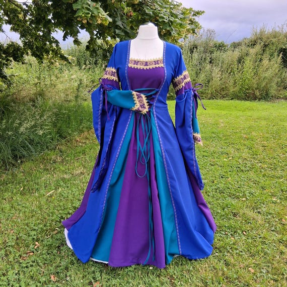 green emerald velvet dress Magick Witch Costume with Renaissance Dress, Plum main image 1