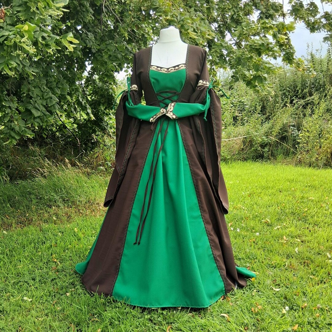 Medieval Dress, Brown and Green Made to Order, Renaissance Gown, LARP Dress,  Handfasting - Etsy