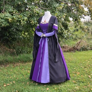 Black & Purple Renaissance Gown, Medieval LARP Dress, S-M