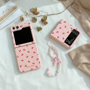 Jolie coque de téléphone cerise avec chaîne pour Samsung Galaxy Z Flip 6 5 4 3 Kawaii Cartoon Flip Cover Funda