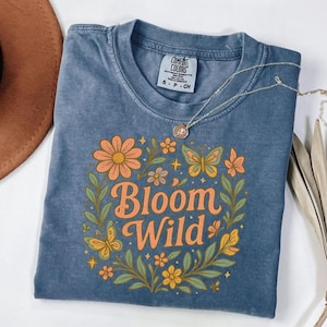 Bloom wilde hippie boho comfort kleuren shirt, boho bloemen grafisch T-shirt, retro natuur esthetische shirt, positieve wilde bloemen hippie cadeau