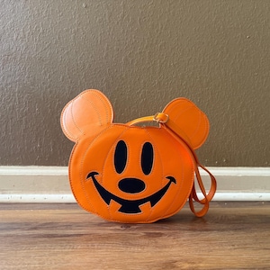 Mickey Halloween Pumpkin Crossbody Bag Cute Disney Inspired PU Shoulder Bag for Women  Fun Cartoon Jack O’Lantern Purse