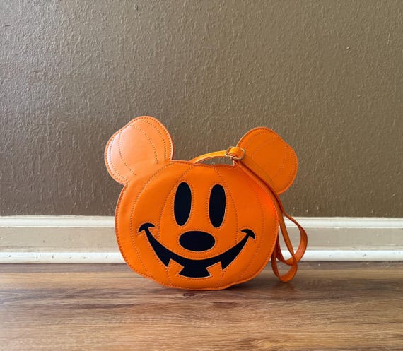 パンプキン ミッキー ハロウィン ショルダーバッグ ハンドバッグ かぼちゃ 新品】ミッキー/かぼちゃショルダーバッグ/最終値下げ - メルカリ