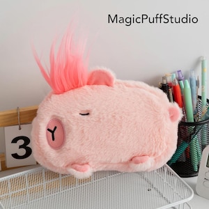 Funny Capybara Pencil Case – Soft Plush Zipper Pouch with Hair Tuft | Kawaii Animal Stationery Bag