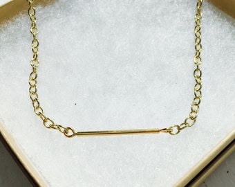 The Beauty Bar- Simple Gold Bar Chain Necklace