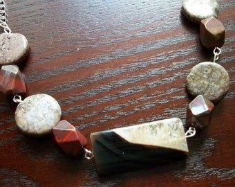 The Falling Leaves-A Necklace of Agate Stone and Apple Jasper, Red Garnet