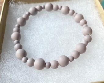 The Size Matte-rs - Multi Sized Matte Muted Purple Lavender Bead Stretch Bracelet Medium