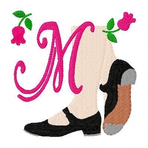 Puede incluir: Una letra M rosa con un diseño estilizado, y un zapato de claqué negro con suela marrón y un claqué gris. El zapato está en el lado derecho de la imagen y la letra M está en el lado izquierdo de la imagen. Hay una rosa rosa con hojas verdes a cada lado de la letra M.