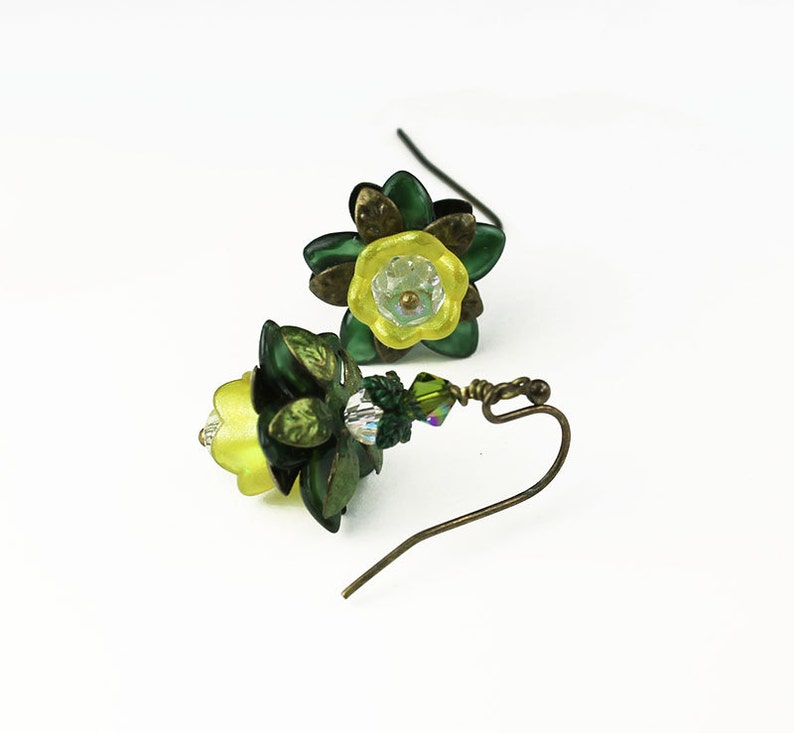 Olive & Lime Yellow Lucite Flower Vintage Style Earrings, Hand Painted image 1