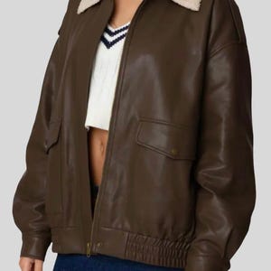 Women&#39;s Oversized Real Original Leather Jacket | Faux Fur Collar| Vintage-Inspired Winter Coat Sheepskin Leather