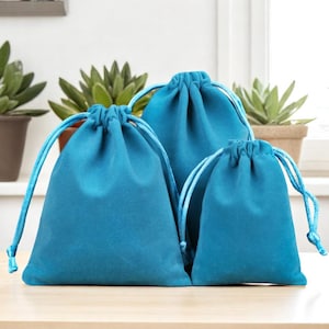 Black Velvet Gift Bags – Flannel Drawstring Pouches for Jewelry, Party Favors, Wedding Gifts & Stylish Gift Wrapping