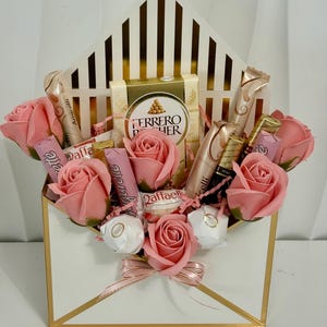 Geschenkkorb Süßigkeiten-Gesteck 20tlg. Geburtstagsgeschenk, Danksagung