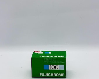 Fujichrome 100 RD135 – 35 mm diafilm – verlopen 10/1994 – vintage Fujifilm transparantenfilm