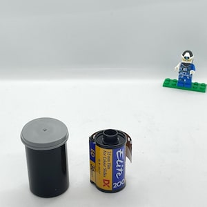 1 roll of Kodak Ektachrome Elite 200 35mm slide film, expired