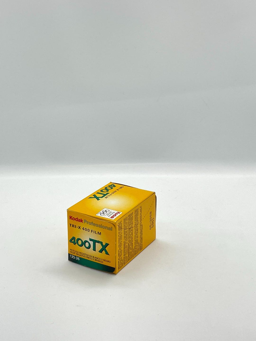 thumbnail image 2 of Kodak Professional Tri-X 400 Black & White Film – 35mm, 24 Exposures, 1 Roll 2 of 5