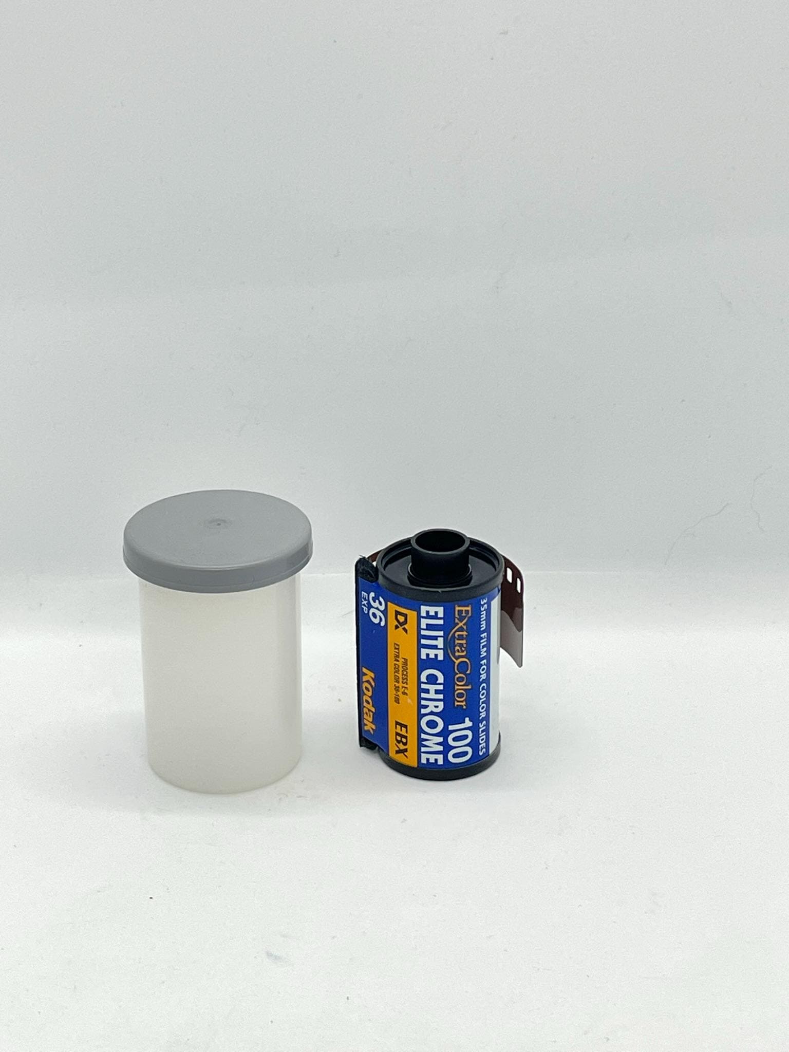 【Kodak】ELITE CHROME Extra Color【９個】 Kodak Elite Chrome Extra Color 100 EBX – 35mm Color Slide Film (36