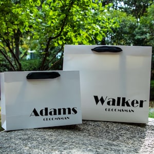 Personalized Groomsmen Gift Bag, Best Man Gift Bag, Groomsmen Gifts, Custom Name Gift Bag, Gift Bags for Wedding Party, Wedding Favors
