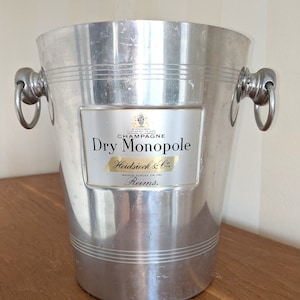 Large Dry Monopole van Charles Heidsieck Champagne Reims France. IJsemmer, Franse Champagne Emmer, Tuinfeest, Huis bar, Bruiloft