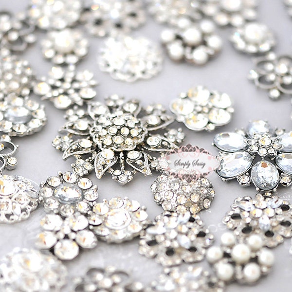 Snowflake Charms Jomnvo 100 Pieces Christmas White Snowflake Flat Back Pearls Resin Crafting Snowflake Pearl Decorations Chic Resin Flatbacks DIY Craft Cardmaking... Christmas Resin Charms - Foto 12