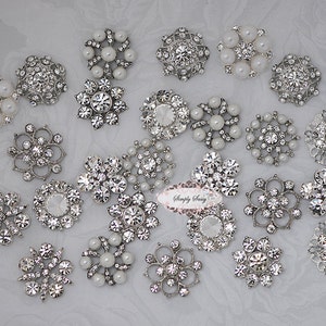 30 pcs CLEAR Crystal Rhinestone Assorted Embellishment Buttons Flatback