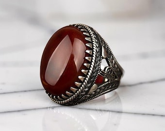 Tiefroter jemenitischer Achat Ring, schwarzes Rhodium 925 Silber, Gothic Piraten Statement Schmuck