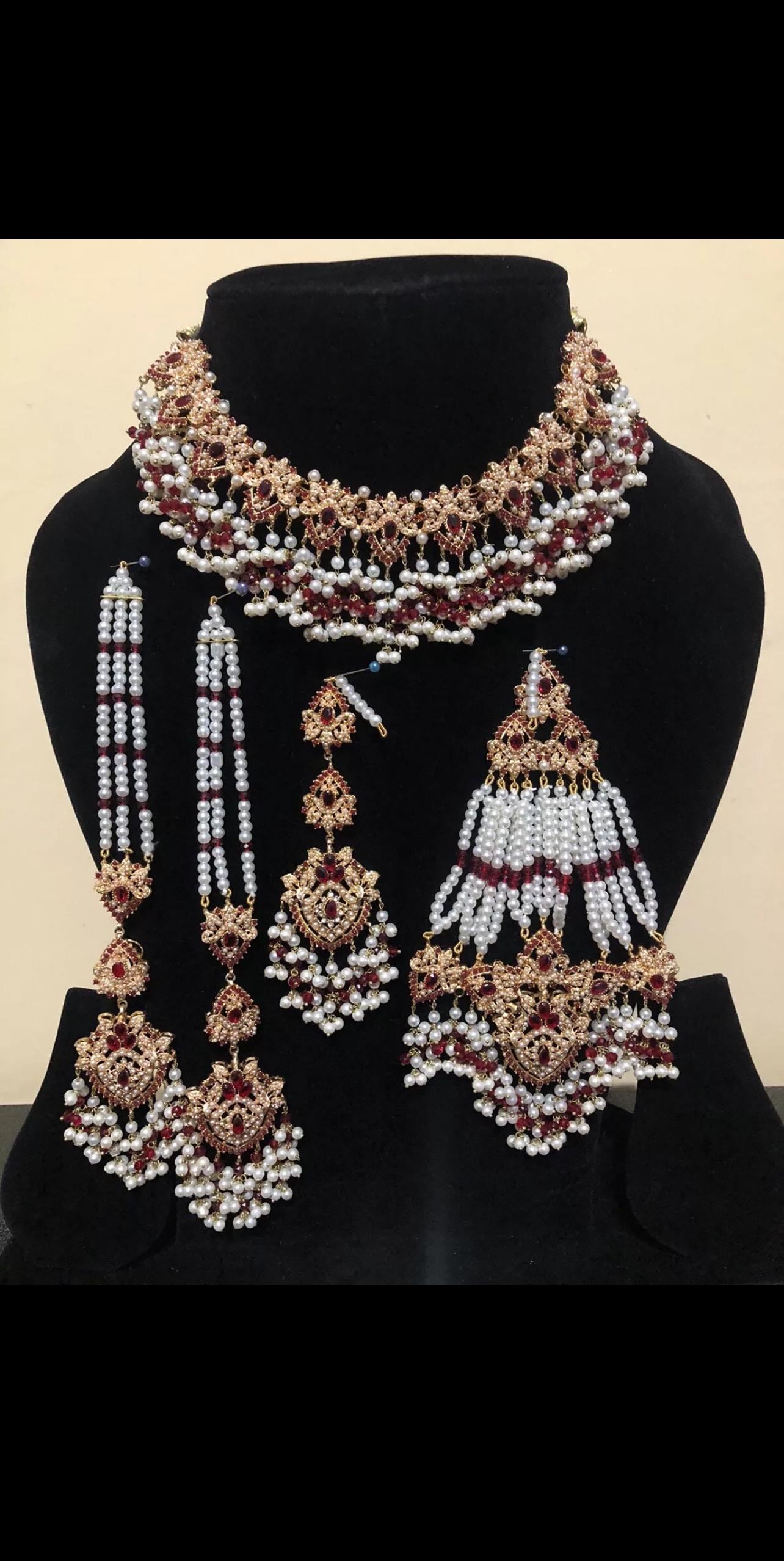 Beautiful Red and white beaded Nauratan Bridal Wedding Jewellery set