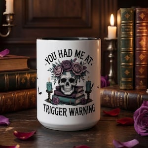 Tazza da caffè con teschio Dark Academia, regalo per gli amanti dei libri gotici