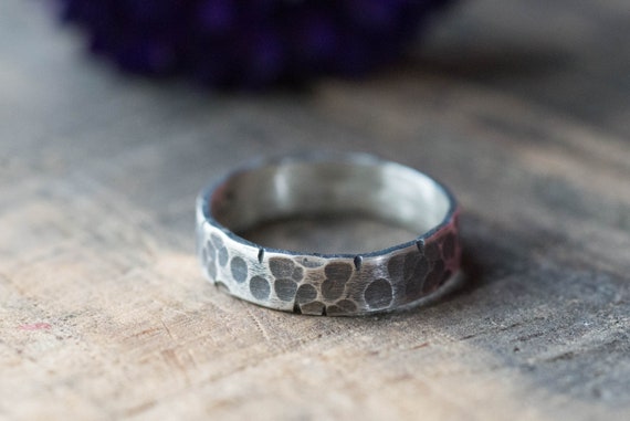Men/'s Wedding Band 8mm Band Sterling Silver Rustic Unique Men/'s Wedding Ring Personalized Ring Rugged Christmas Gift for Boyfriend Husband