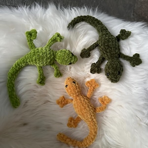 No sew CROCHET PATTERN " Lizard". English PDF pattern with photos. Amigurumi toys. Plushie toys. Stuffed toys. Crochet toys.