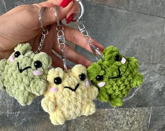 No sew. CROCHET PATTERN &quot; Frog&quot; . English PDF pattern. Amigurumi keychain frog. Crochet keychain frog. Plushie frog. Stuffed keychain frog.