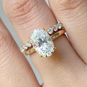 Oval Bridal Wedding Ring Set, 4 CT Oval Lab Grown Diamond Engagement Ring Set, 14K Yellow Gold Solitaire Ring, Floating Bubble Matching Band