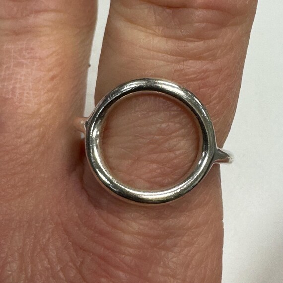 Sterling Silver Open Circle Ring - image 4