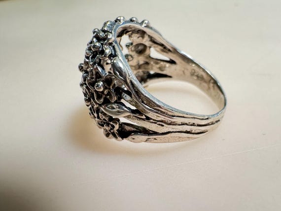 Sterling Silver Daisy Cluster Ring - image 4