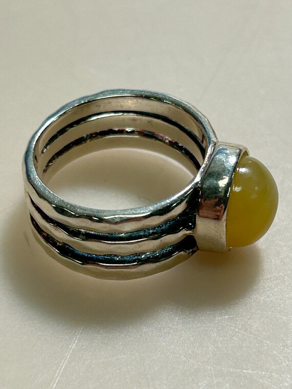Yellow Stone Sterling Silver Hammered Band Ring.  Unknown Artist Stamp. View 6