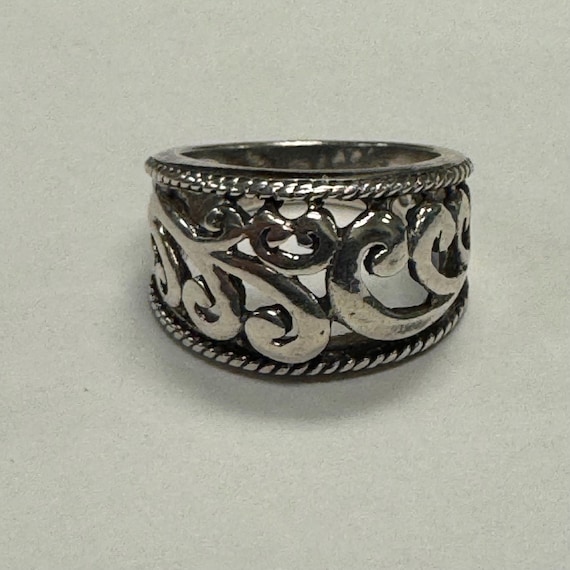 Sterling Silver Ring Open Work Scroll Design with… - image 7