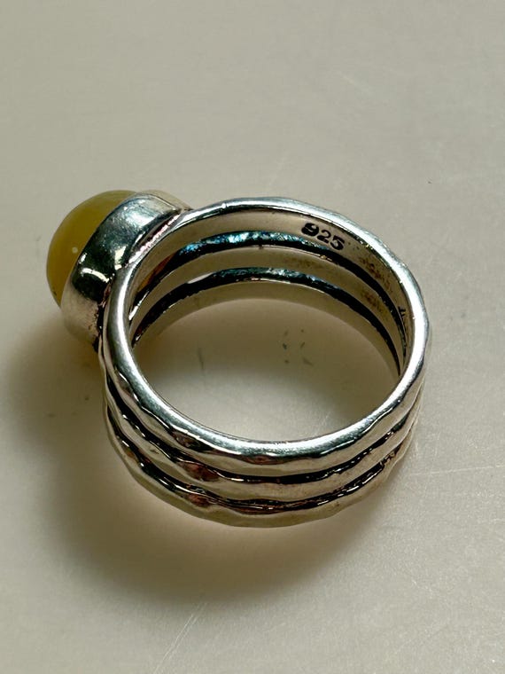 Yellow Stone Sterling Silver Hammered Band Ring.  Unknown Artist Stamp. View 4