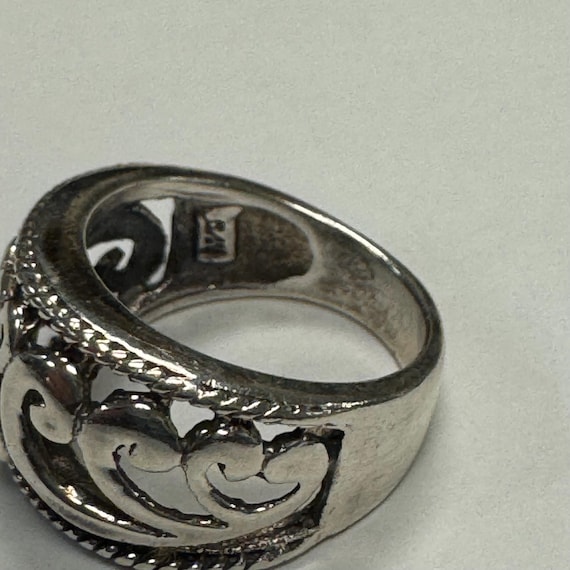 Sterling Silver Ring Open Work Scroll Design with… - image 5
