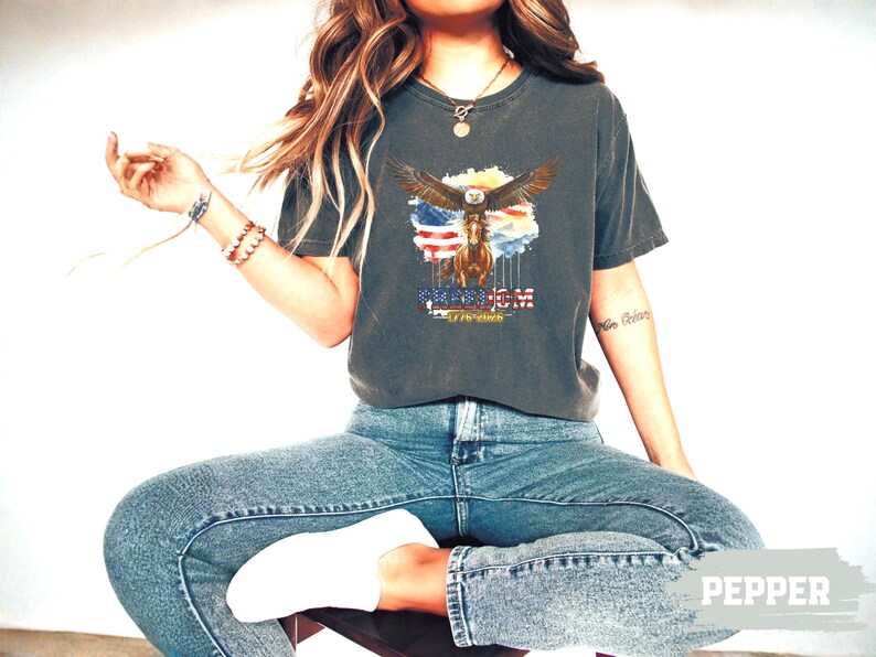 250th Anniversary America Shirt, Comfort Colors® Patriotic Eagle Tee, 1776-2026 USA Heritage Shirt, Independence Day Gift, Vintage Freedom image 2