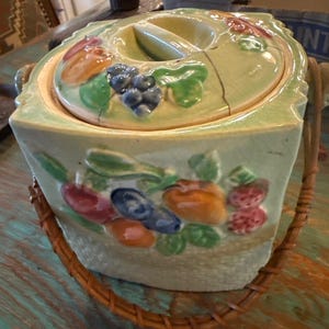 Vintage Japanese Ceramic Biscuit Jar with Embossed Fruit Design & Rattan Handle – Crackle Glaze Cookie Jar, Mid-Century Kitchenware