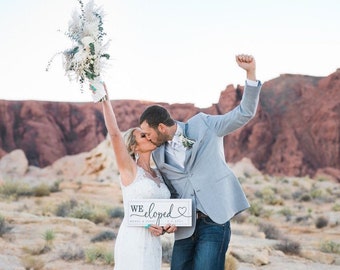 Wir Eloped Zeichen, Wir Eloped Holz Hochzeitsschilder, Elopement Ankündigung Zeichen Hochzeit Zeichen Personalisiertes Foto Prop - Elopement (Artikel-WEL242)