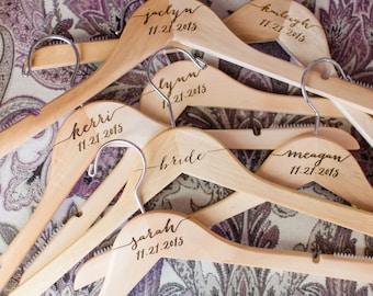 Bridesmaid Hangers Wedding Dress Hanger with Name for Bride and Bridesmaids Gift Wedding Party Gift for Wedding Dress