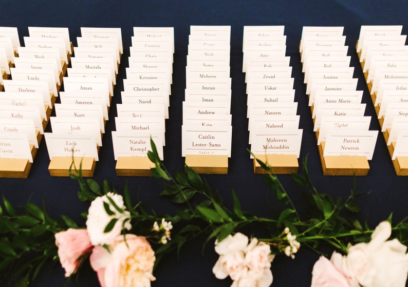 Place Card Holders for Wedding & Event Magical Place Card Display Blocks Name Card Seating Table Finder Cards, Wedding Seating Names PCH200 image 6