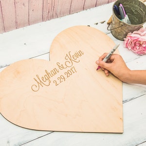 Libro de visitas para bodas personalizado con forma de corazón de madera: alternativa al libro de visitas para bodas, corazón de madera grabado con nombres (artículo GBH200)