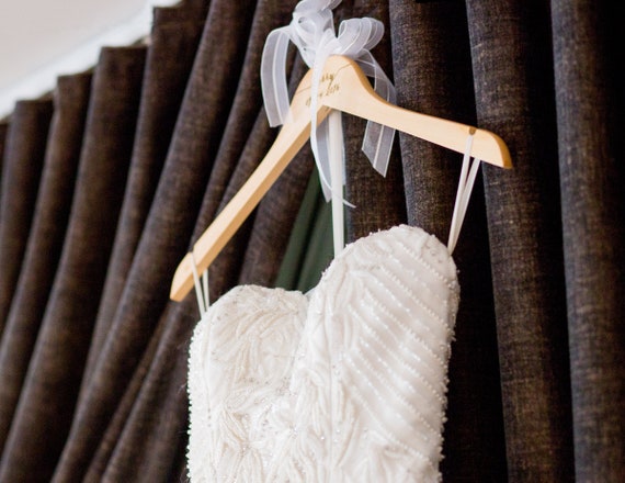 Bridal dress hanger 2025 with name