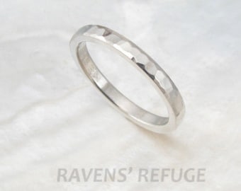 2mm platinum wedding band / stacking ring with waterfall hammering