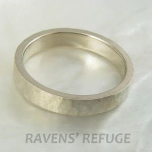 matte white gold ring / wedding band organic and rustic in 18k gold image 3